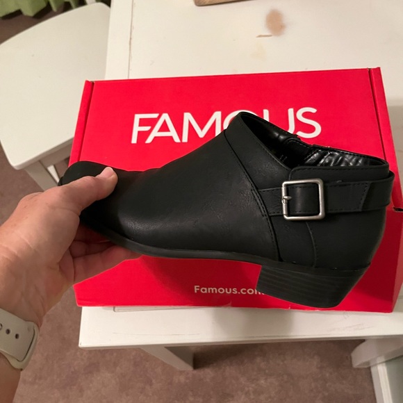 Famous footwear booties - Picture 1 of 2
